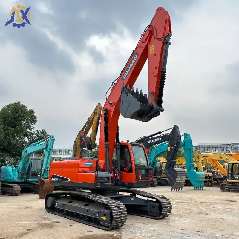 Hot Sale Used DOOSAN DX225 Hydraulic Excavator, Well-maintained Engineering Machinery for Sale
