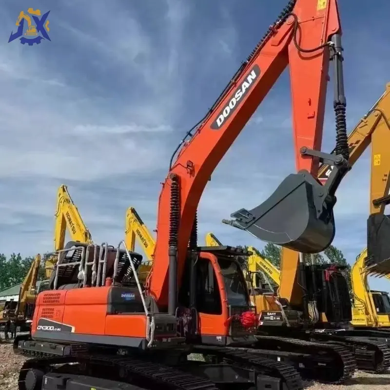 Powerful Used DOOSAN DX300 Crawler Excavator, Reliable Global Supply Construction Equipment